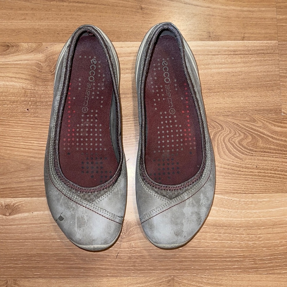 Ecco Biom slip on taupe leather size 37/7 GUC